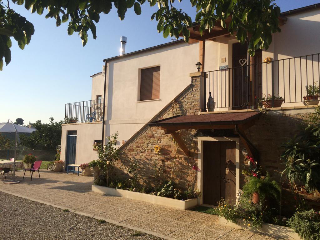 B&B La Casa In Campagna Collecorvino Экстерьер фото